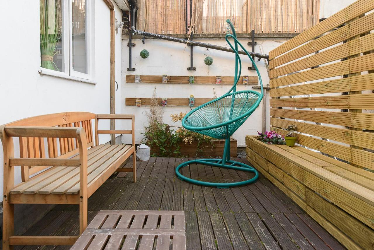 Modernised Apartments 1 And 2 Bedrooms Option Terrace And Balcony High Street Londra Exterior foto