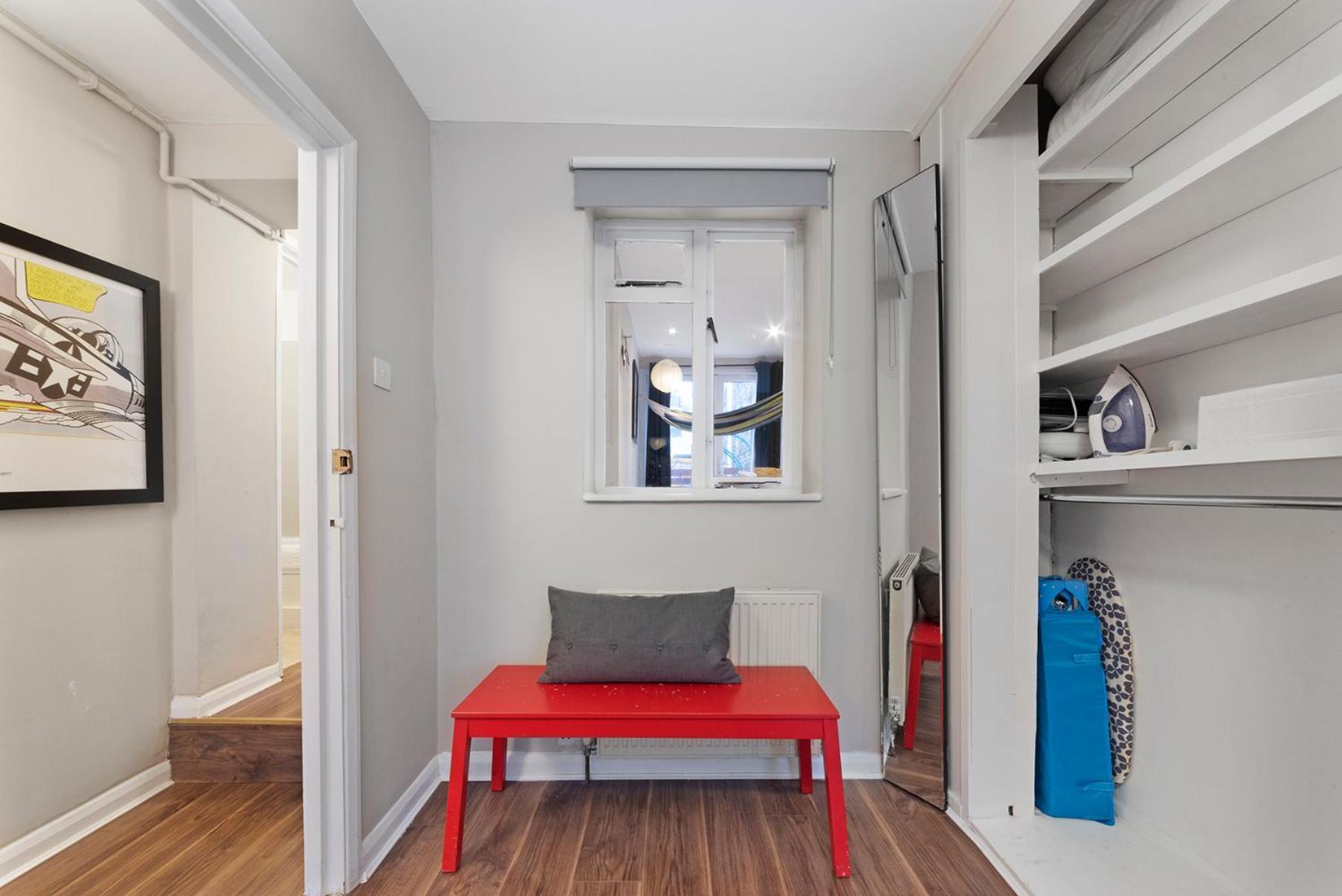 Modernised Apartments 1 And 2 Bedrooms Option Terrace And Balcony High Street Londra Exterior foto