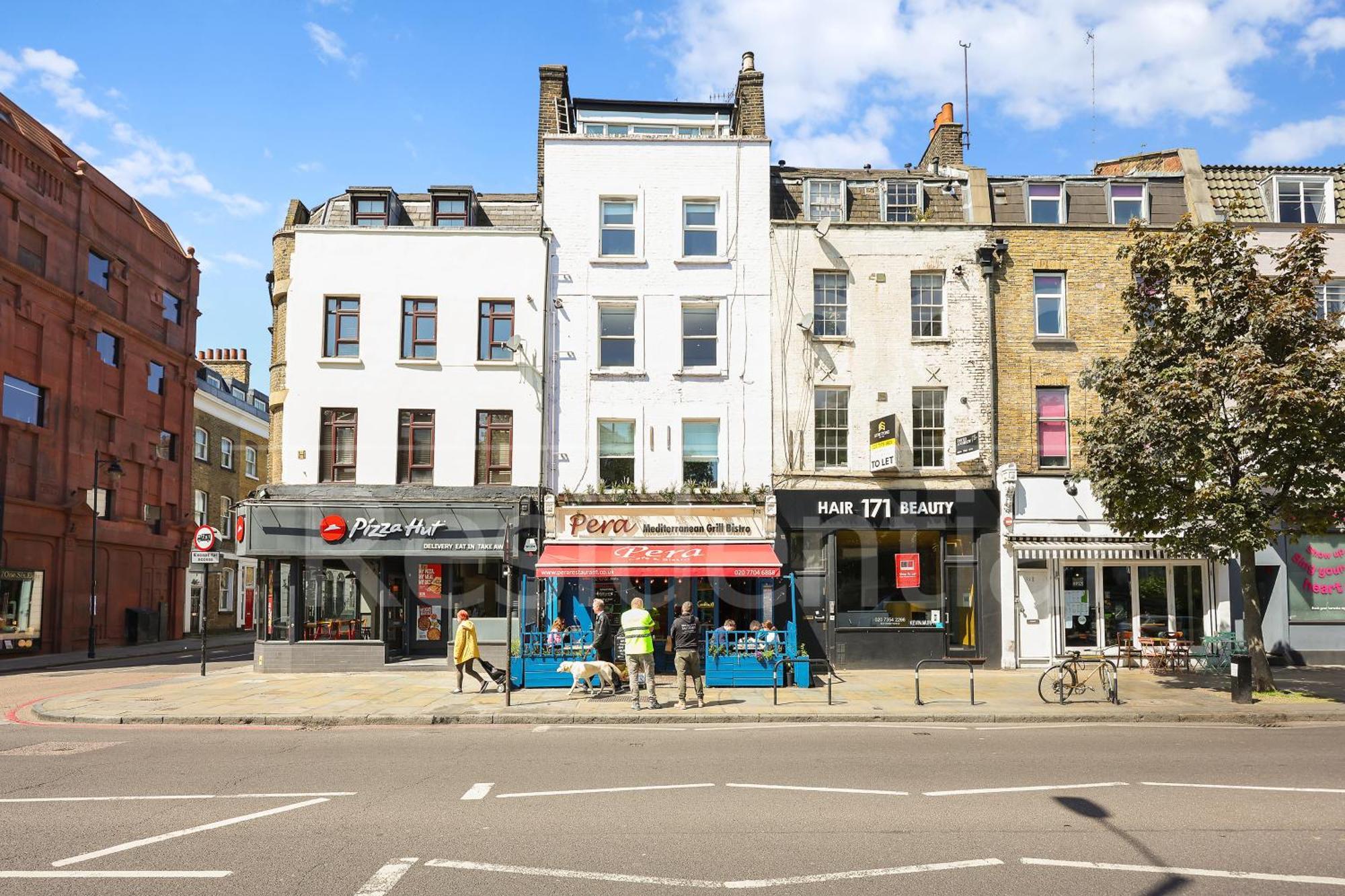 Modernised Apartments 1 And 2 Bedrooms Option Terrace And Balcony High Street Londra Exterior foto
